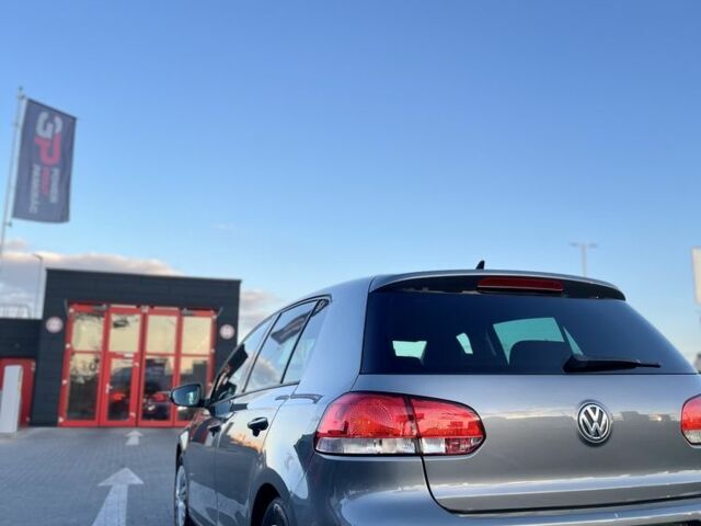 Серый Фольксваген Гольф, объемом двигателя 1.4 л и пробегом 250 тыс. км за 8200 $, фото 4 на Automoto.ua