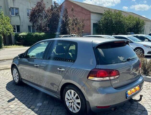 Серый Фольксваген Гольф, объемом двигателя 1.6 л и пробегом 283 тыс. км за 8400 $, фото 6 на Automoto.ua