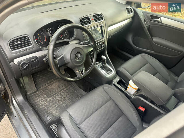 Серый Фольксваген Гольф, объемом двигателя 1.6 л и пробегом 284 тыс. км за 7750 $, фото 10 на Automoto.ua