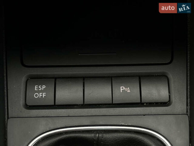 Серый Фольксваген Гольф, объемом двигателя 2 л и пробегом 257 тыс. км за 8350 $, фото 93 на Automoto.ua