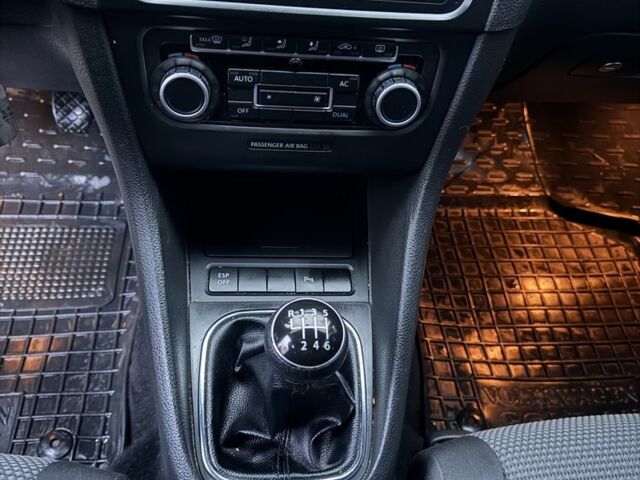 Серый Фольксваген Гольф, объемом двигателя 2 л и пробегом 270 тыс. км за 8200 $, фото 13 на Automoto.ua