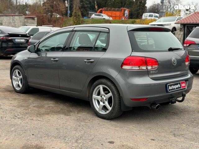 Сірий Фольксваген Гольф, об'ємом двигуна 1.6 л та пробігом 250 тис. км за 8690 $, фото 7 на Automoto.ua