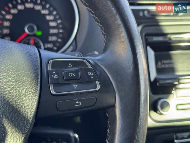 Серый Фольксваген Гольф, объемом двигателя 1.39 л и пробегом 200 тыс. км за 9200 $, фото 35 на Automoto.ua