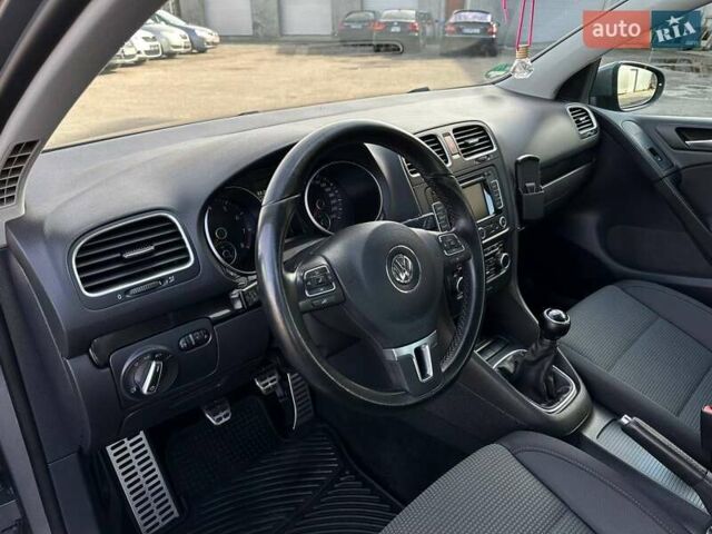 Серый Фольксваген Гольф, объемом двигателя 1.39 л и пробегом 248 тыс. км за 8200 $, фото 35 на Automoto.ua