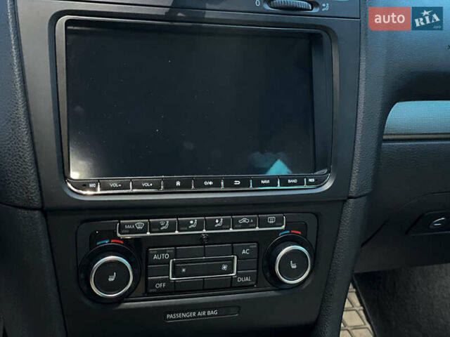 Серый Фольксваген Гольф, объемом двигателя 1.2 л и пробегом 235 тыс. км за 9200 $, фото 45 на Automoto.ua