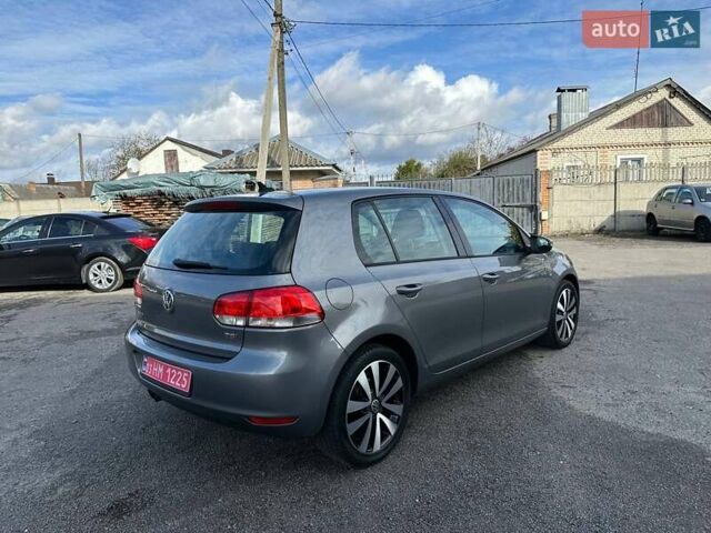 Серый Фольксваген Гольф, объемом двигателя 1.39 л и пробегом 248 тыс. км за 8200 $, фото 10 на Automoto.ua