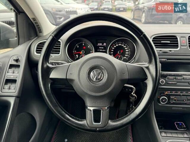 Сірий Фольксваген Гольф, об'ємом двигуна 1.6 л та пробігом 250 тис. км за 8690 $, фото 23 на Automoto.ua