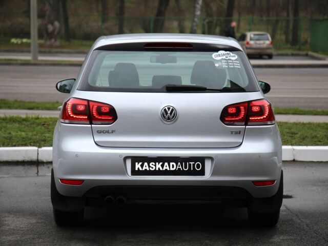 Серый Фольксваген Гольф, объемом двигателя 1.4 л и пробегом 126 тыс. км за 9000 $, фото 4 на Automoto.ua