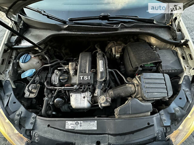 Сірий Фольксваген Гольф, об'ємом двигуна 1.2 л та пробігом 242 тис. км за 7999 $, фото 43 на Automoto.ua