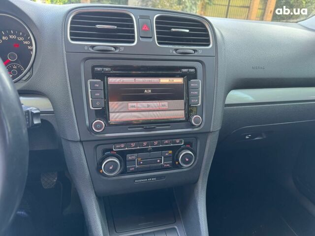 Серый Фольксваген Гольф, объемом двигателя 1.6 л и пробегом 203 тыс. км за 8490 $, фото 12 на Automoto.ua