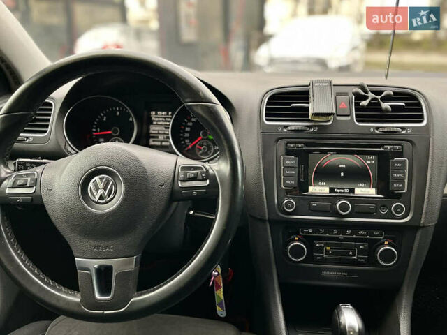Серый Фольксваген Гольф, объемом двигателя 1.6 л и пробегом 305 тыс. км за 8200 $, фото 1 на Automoto.ua
