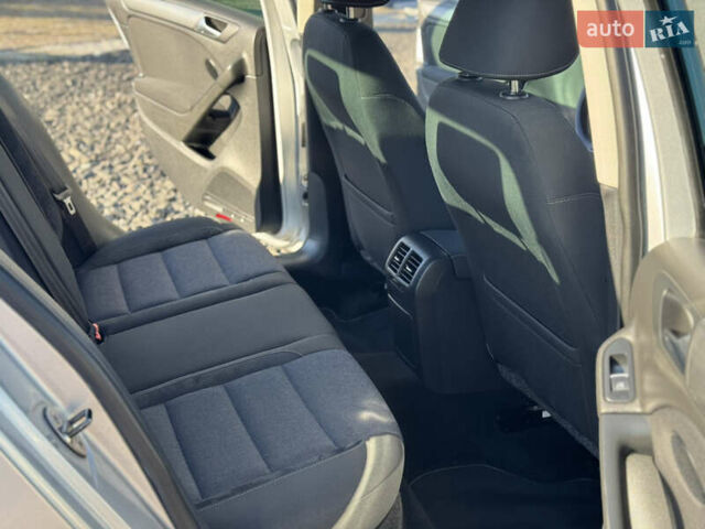 Серый Фольксваген Гольф, объемом двигателя 1.39 л и пробегом 200 тыс. км за 9200 $, фото 28 на Automoto.ua