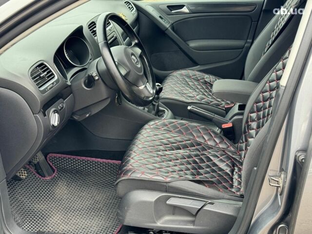 Сірий Фольксваген Гольф, об'ємом двигуна 1.6 л та пробігом 250 тис. км за 8690 $, фото 12 на Automoto.ua