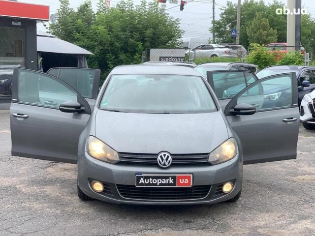 Сірий Фольксваген Гольф, об'ємом двигуна 1.6 л та пробігом 223 тис. км за 8790 $, фото 14 на Automoto.ua