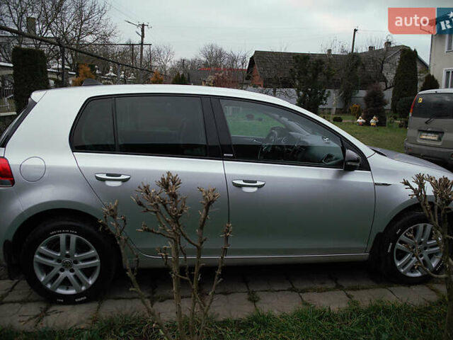 Серый Фольксваген Гольф, объемом двигателя 1.2 л и пробегом 235 тыс. км за 9200 $, фото 16 на Automoto.ua