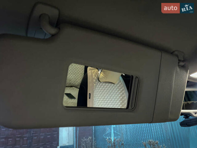 Серый Фольксваген Гольф, объемом двигателя 1.2 л и пробегом 235 тыс. км за 9200 $, фото 54 на Automoto.ua