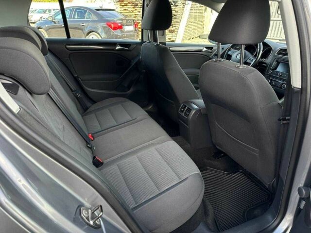 Серый Фольксваген Гольф, объемом двигателя 1.4 л и пробегом 248 тыс. км за 7999 $, фото 21 на Automoto.ua