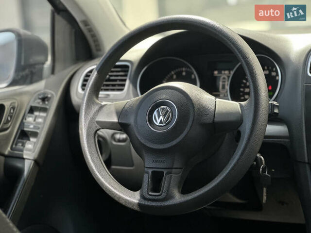 Сірий Фольксваген Гольф, об'ємом двигуна 2.48 л та пробігом 280 тис. км за 7150 $, фото 18 на Automoto.ua