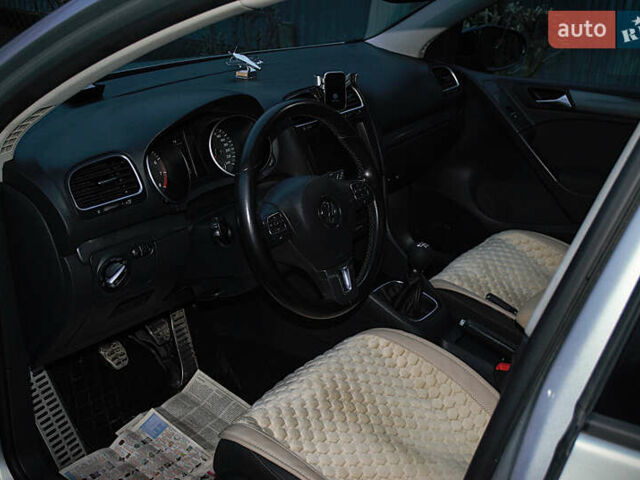 Серый Фольксваген Гольф, объемом двигателя 1.2 л и пробегом 235 тыс. км за 9200 $, фото 34 на Automoto.ua