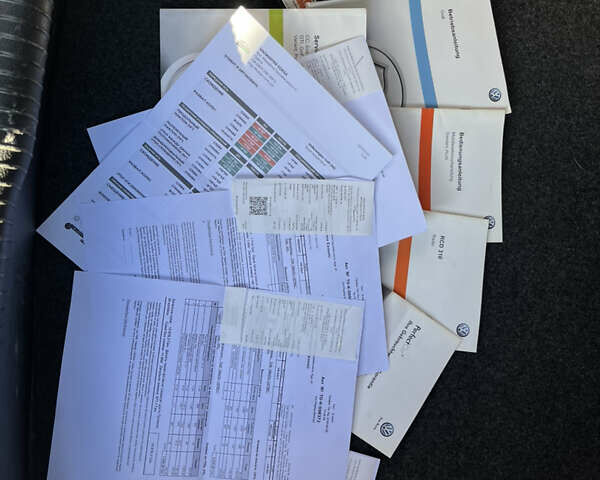 Сірий Фольксваген Гольф, об'ємом двигуна 1.6 л та пробігом 228 тис. км за 9700 $, фото 26 на Automoto.ua