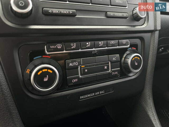 Серый Фольксваген Гольф, объемом двигателя 2 л и пробегом 257 тыс. км за 8350 $, фото 91 на Automoto.ua