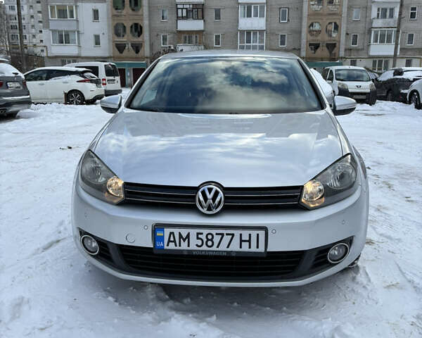 Серый Фольксваген Гольф, объемом двигателя 1.39 л и пробегом 185 тыс. км за 6400 $, фото 4 на Automoto.ua