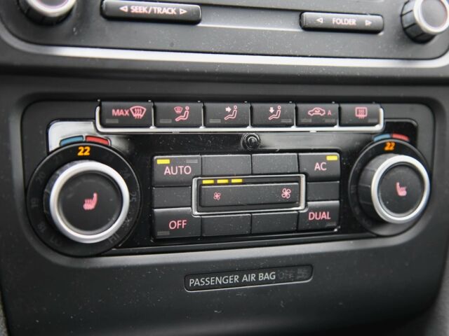 Серый Фольксваген Гольф, объемом двигателя 1.4 л и пробегом 126 тыс. км за 9000 $, фото 16 на Automoto.ua