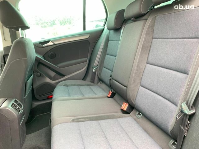 Сірий Фольксваген Гольф, об'ємом двигуна 1.6 л та пробігом 223 тис. км за 8790 $, фото 32 на Automoto.ua