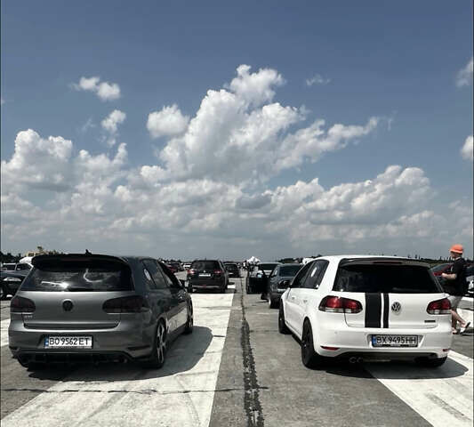 Фольксваген Гольф 2011 в Хмельницком на Automoto.ua Серый Фольксваген Гольф, объемом двигателя 1.98 л и пробегом 180 тыс. км за 9999 $, фото 5 на Automoto.ua