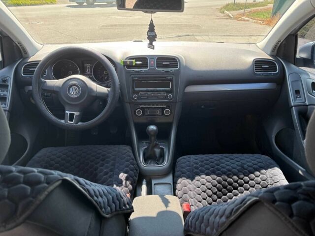 Сірий Фольксваген Гольф, об'ємом двигуна 1.6 л та пробігом 160 тис. км за 7900 $, фото 9 на Automoto.ua