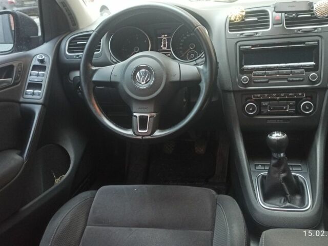 Серый Фольксваген Гольф, объемом двигателя 2 л и пробегом 204 тыс. км за 8500 $, фото 6 на Automoto.ua