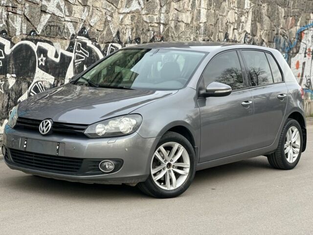 Серый Фольксваген Гольф, объемом двигателя 1.6 л и пробегом 212 тыс. км за 8199 $, фото 4 на Automoto.ua