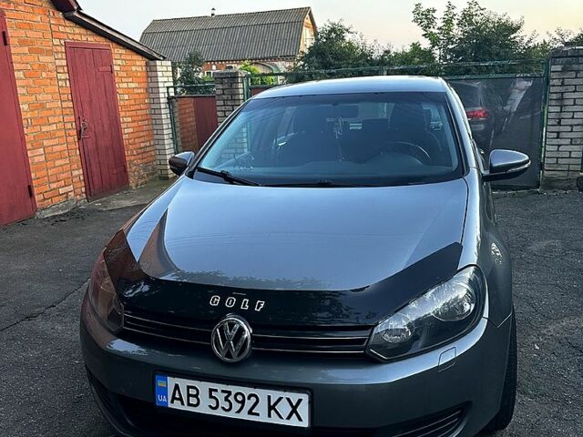 Серый Фольксваген Гольф, объемом двигателя 1.6 л и пробегом 250 тыс. км за 8500 $, фото 3 на Automoto.ua