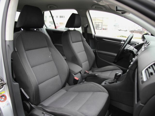 Серый Фольксваген Гольф, объемом двигателя 1.4 л и пробегом 126 тыс. км за 9000 $, фото 9 на Automoto.ua