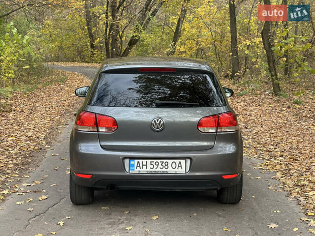 Серый Фольксваген Гольф, объемом двигателя 1.6 л и пробегом 284 тыс. км за 7750 $, фото 5 на Automoto.ua