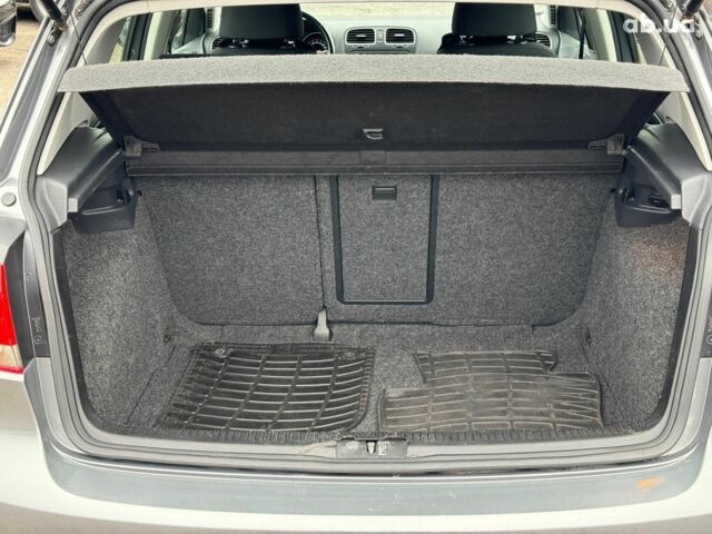 Сірий Фольксваген Гольф, об'ємом двигуна 1.6 л та пробігом 250 тис. км за 8690 $, фото 17 на Automoto.ua