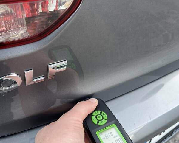 Серый Фольксваген Гольф, объемом двигателя 1.6 л и пробегом 260 тыс. км за 9400 $, фото 66 на Automoto.ua