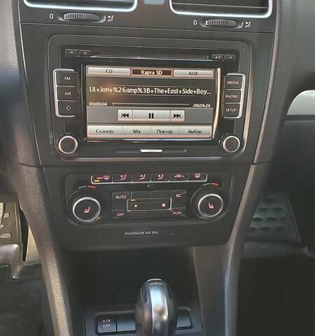 Серый Фольксваген Гольф, объемом двигателя 1.6 л и пробегом 276 тыс. км за 9200 $, фото 1 на Automoto.ua