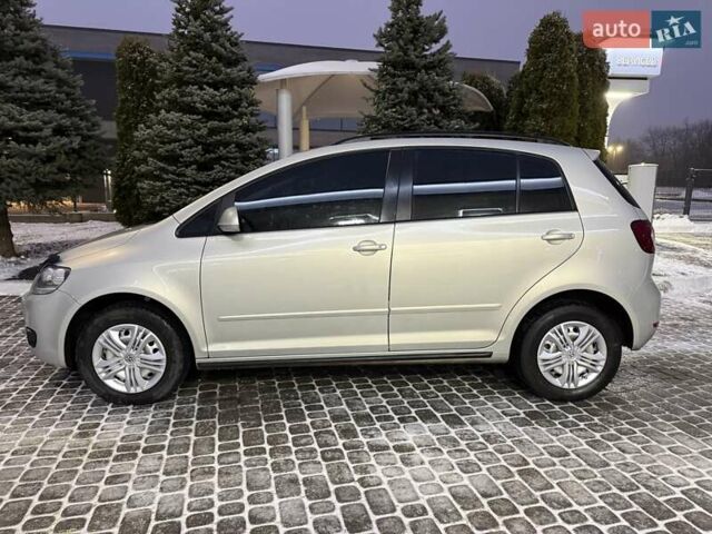 Серый Фольксваген Гольф, объемом двигателя 1.6 л и пробегом 160 тыс. км за 9500 $, фото 9 на Automoto.ua