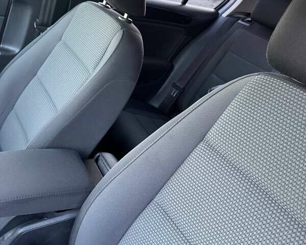 Серый Фольксваген Гольф, объемом двигателя 1.4 л и пробегом 151 тыс. км за 7900 $, фото 30 на Automoto.ua