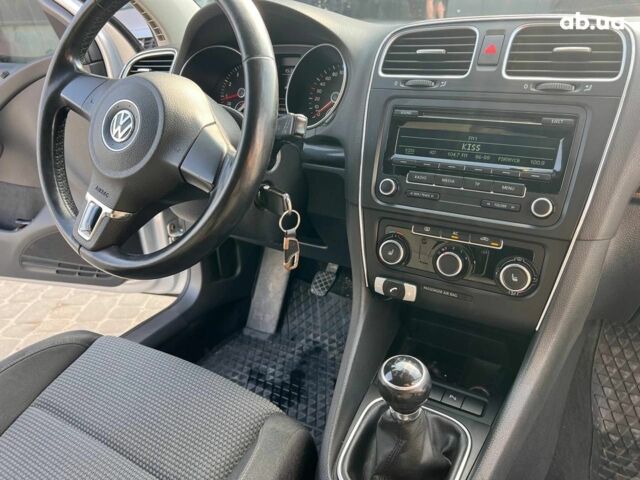 Серый Фольксваген Гольф, объемом двигателя 1.2 л и пробегом 237 тыс. км за 7190 $, фото 34 на Automoto.ua