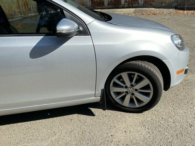 Фольксваген Гольф 2012 у Буче на Automoto.ua Сірий Фольксваген Гольф, об'ємом двигуна 2 л та пробігом 191 тис. км за 8500 $, фото 4 на Automoto.ua