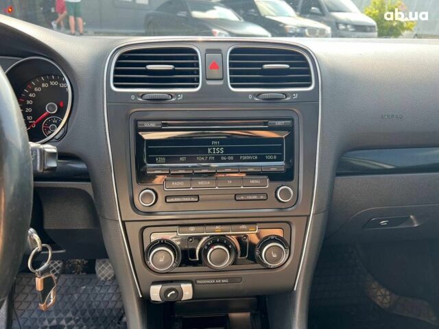 Серый Фольксваген Гольф, объемом двигателя 1.2 л и пробегом 237 тыс. км за 7190 $, фото 22 на Automoto.ua