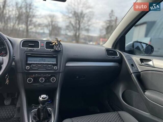 Серый Фольксваген Гольф, объемом двигателя 1.6 л и пробегом 291 тыс. км за 6750 $, фото 30 на Automoto.ua