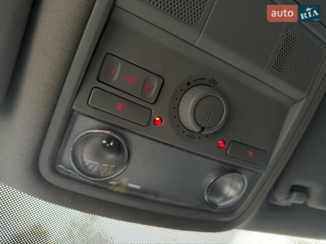 Серый Фольксваген Гольф, объемом двигателя 2 л и пробегом 172 тыс. км за 8990 $, фото 16 на Automoto.ua