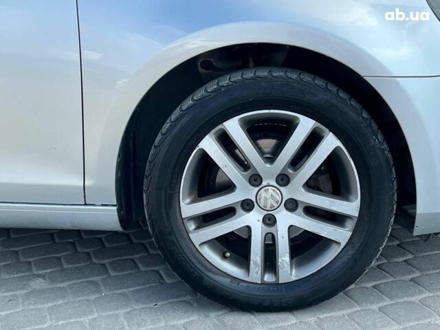 Серый Фольксваген Гольф, объемом двигателя 1.2 л и пробегом 237 тыс. км за 7190 $, фото 13 на Automoto.ua