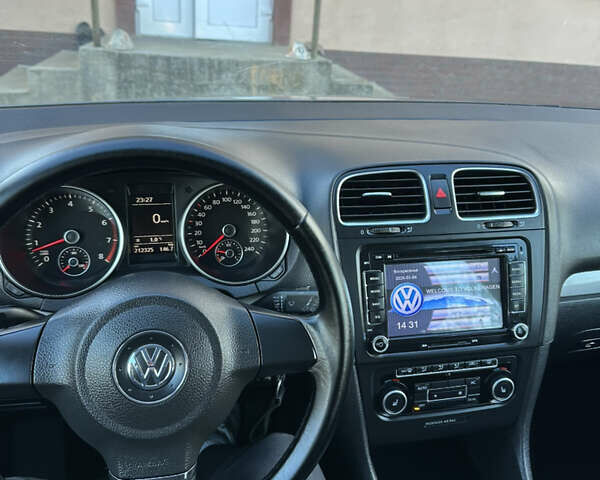 Сірий Фольксваген Гольф, об'ємом двигуна 1.39 л та пробігом 212 тис. км за 5499 $, фото 94 на Automoto.ua