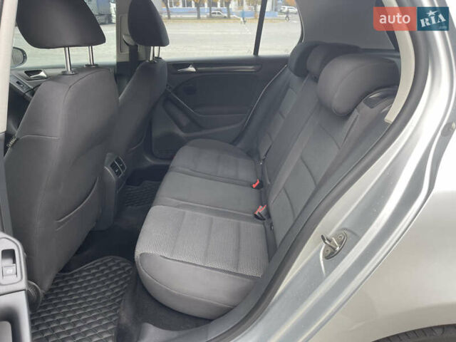 Фольксваген Гольф 2012 в Черкассах на Automoto.ua Серый Фольксваген Гольф, объемом двигателя 1.6 л и пробегом 187 тыс. км за 7999 $, фото 14 на Automoto.ua