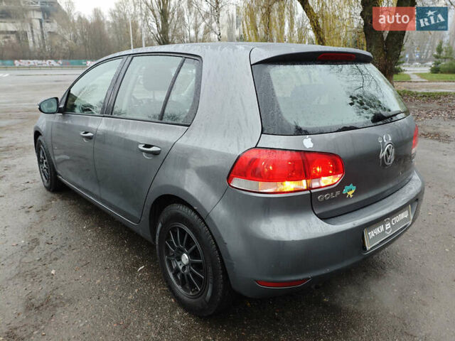 Сірий Фольксваген Гольф, об'ємом двигуна 1.2 л та пробігом 197 тис. км за 7500 $, фото 5 на Automoto.ua