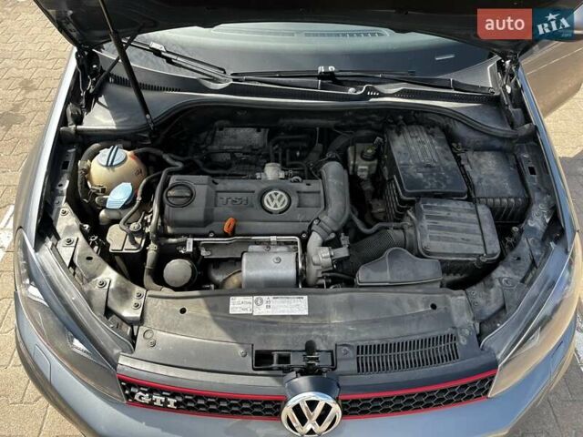 Серый Фольксваген Гольф, объемом двигателя 1.39 л и пробегом 271 тыс. км за 9500 $, фото 33 на Automoto.ua
